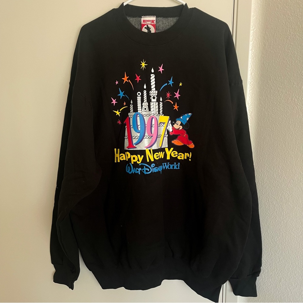 BNWT Vintage Disney 1997 New Year crewneck